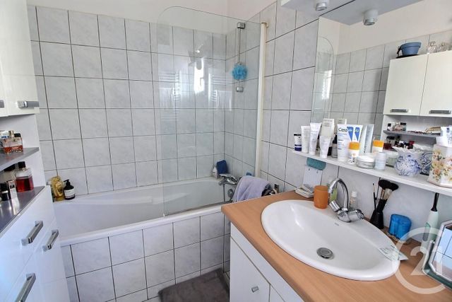 Appartement T2 à vendre - 2 pièces - 54,78 m2 - Bordeaux - 33 - AQUITAINE