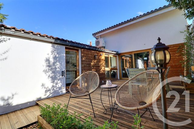 Afficher la photo en grand Maison à vendre - 5 pièces - 124 m2 - Bordeaux - 33 - AQUITAINE