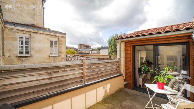 Appartement T2 à vendre - 2 pièces - 44 m2 - Bordeaux - 33 - AQUITAINE