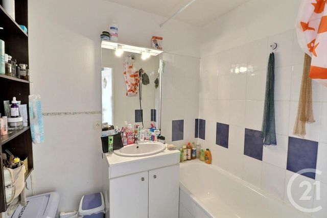 Appartement F3 à vendre - 3 pièces - 71,79 m2 - Bordeaux - 33 - AQUITAINE