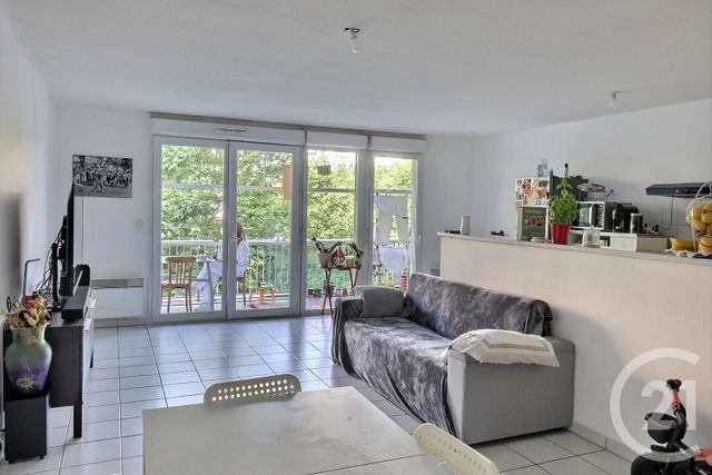 Appartement F3 à vendre - 3 pièces - 71,79 m2 - Bordeaux - 33 - AQUITAINE
