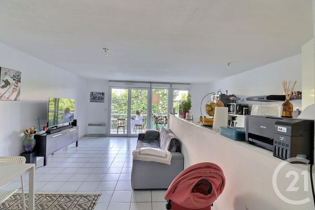 Appartement F3 à vendre - 3 pièces - 71,79 m2 - Bordeaux - 33 - AQUITAINE