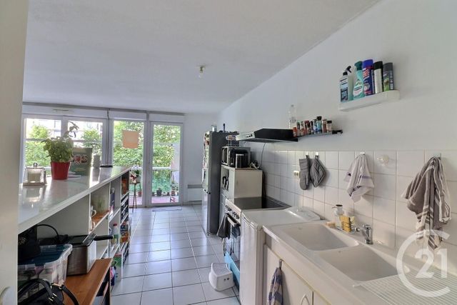 Appartement F3 à vendre - 3 pièces - 71,79 m2 - Bordeaux - 33 - AQUITAINE