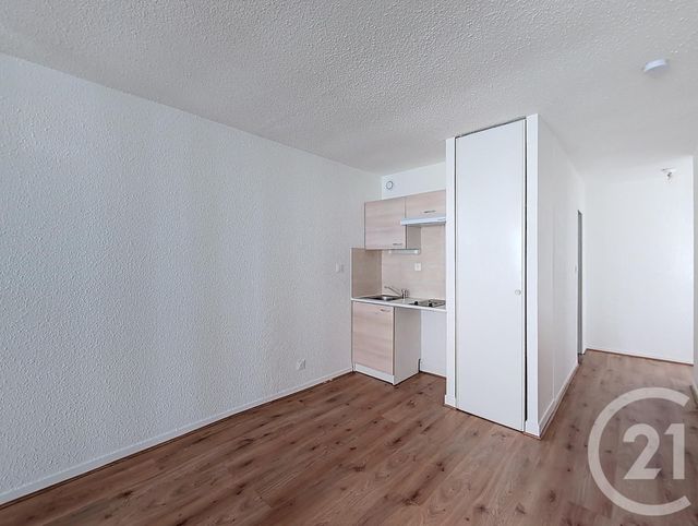 Afficher la photo en grand Appartement F1 à vendre - 1 pièce - 30,20 m2 - Bordeaux - 33 - AQUITAINE