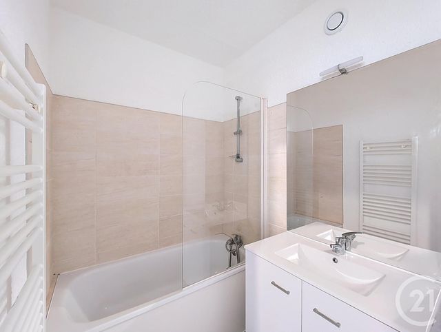 Afficher la photo en grand Appartement F1 à vendre - 1 pièce - 30,20 m2 - Bordeaux - 33 - AQUITAINE