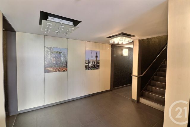 Afficher la photo en grand Appartement F1 à vendre - 1 pièce - 37,55 m2 - Bordeaux - 33 - AQUITAINE