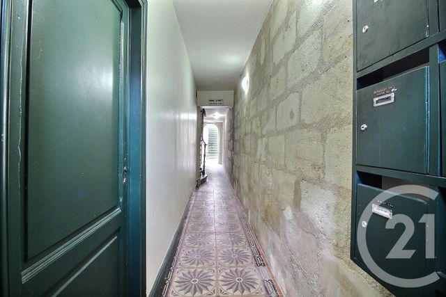 Afficher la photo en grand Appartement à vendre - 3 pièces - 62 m2 - Bordeaux - 33 - AQUITAINE