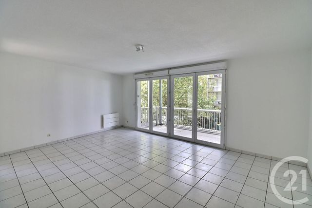 Appartement F4 à vendre - 4 pièces - 84 m2 - Bordeaux - 33 - AQUITAINE
