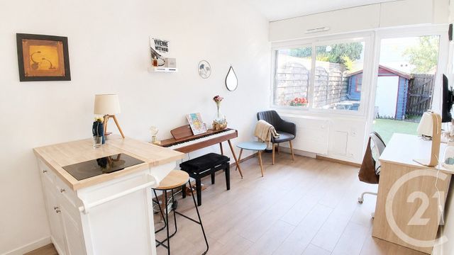 Appartement Studio &agrave; vendre - 1 pi&egrave;ce - 18 m2 - Bordeaux - 33 - AQUITAINE