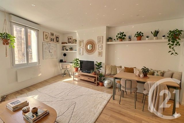 Appartement T2 &agrave; vendre - 2 pi&egrave;ces - 54,69 m2 - Bordeaux - 33 - AQUITAINE