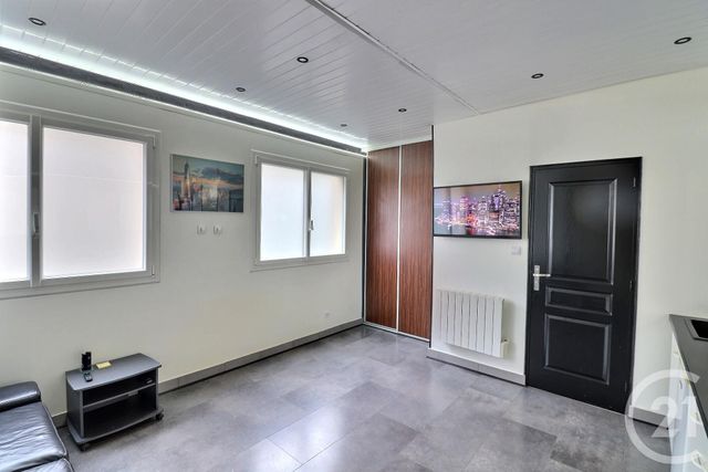 Appartement Studio &agrave; vendre - 1 pi&egrave;ce - 22,77 m2 - Bordeaux - 33 - AQUITAINE