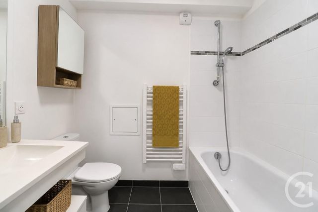 Appartement T4 &agrave; vendre - 4 pi&egrave;ces - 80,19 m2 - Bordeaux - 33 - AQUITAINE