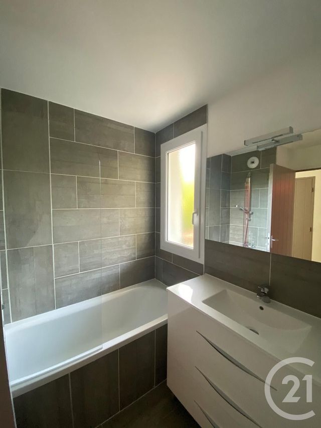 Appartement T4 &agrave; louer - 4 pi&egrave;ces - 89,83 m2 - Merignac - 33 - AQUITAINE