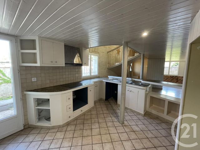 Maison à louer - 4 pièces - 138,14 m2 - Camblanes Et Meynac - 33 - AQUITAINE