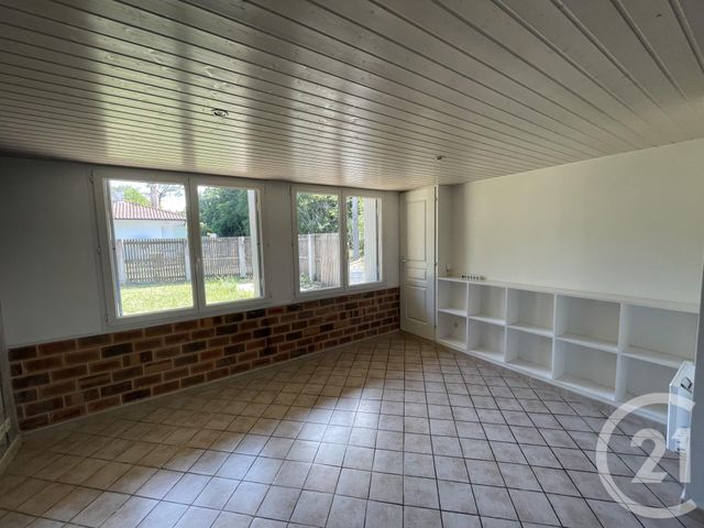 Maison à louer - 4 pièces - 138,14 m2 - Camblanes Et Meynac - 33 - AQUITAINE