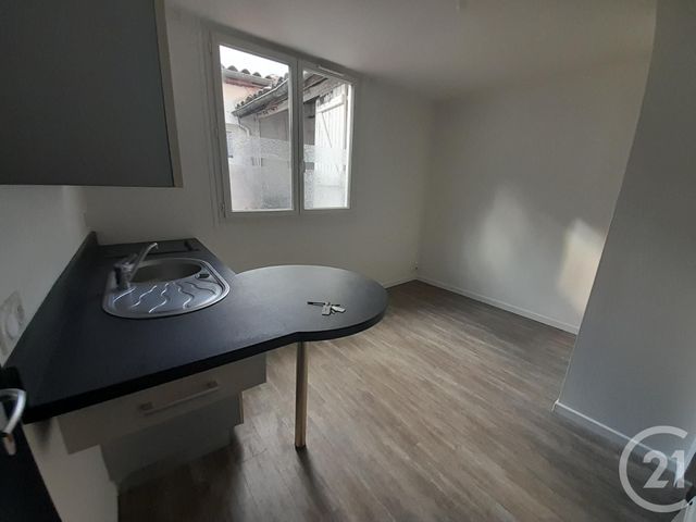 Appartement Studio à louer - 1 pièce - 14,40 m2 - Talence - 33 - AQUITAINE