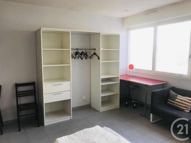 Appartement Studio &agrave; louer - 1 pi&egrave;ce - 27,25 m2 - Bordeaux - 33 - AQUITAINE