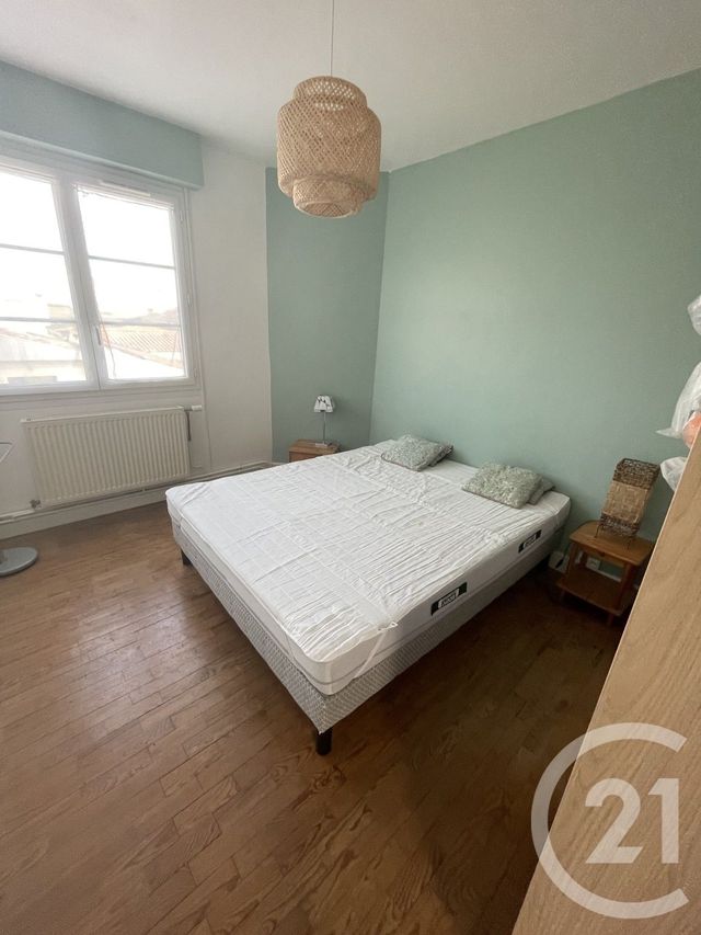 Maison à louer - 4 pièces - 91,37 m2 - Talence - 33 - AQUITAINE