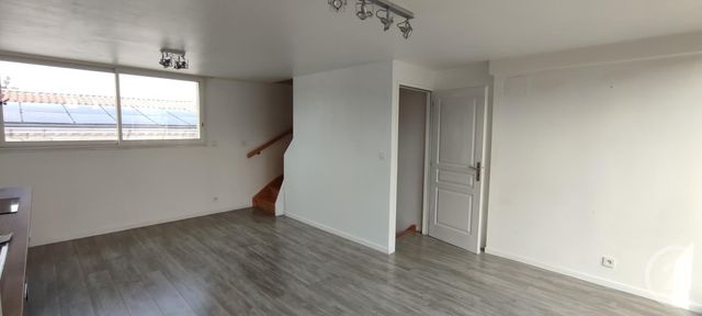 Maison à louer - 4 pièces - 92,50 m2 - Talence - 33 - AQUITAINE