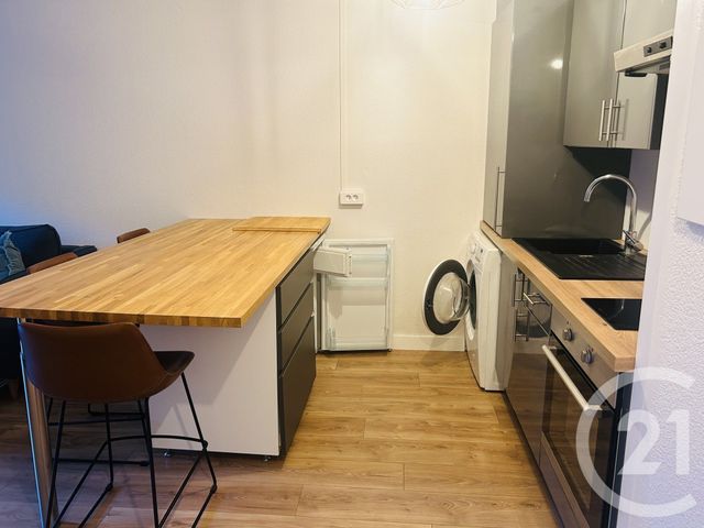 Afficher la photo en grand Appartement T2 à louer - 2 pièces - 37,50 m2 - Bordeaux - 33 - AQUITAINE