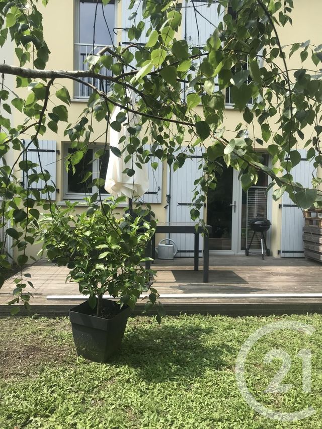 Maison à louer VILLENAVE D ORNON