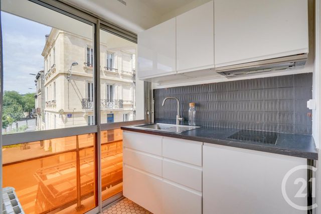 Afficher la photo en grand Appartement F1 à louer - 1 pièce - 30,70 m2 - Bordeaux - 33 - AQUITAINE