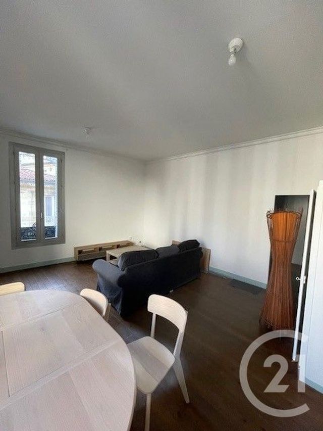 Appartement T3 &agrave; louer - 3 pi&egrave;ces - 79,73 m2 - Bordeaux - 33 - AQUITAINE
