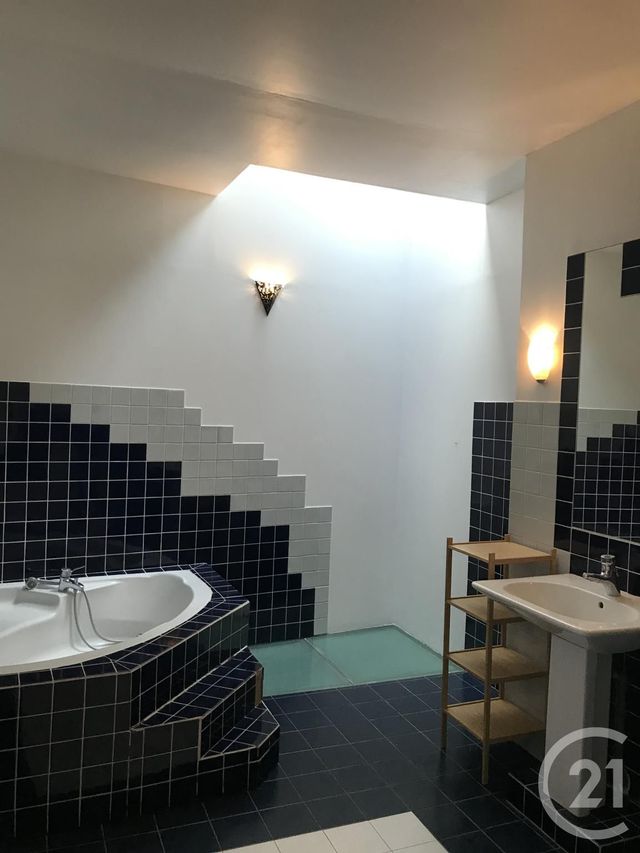 Appartement T3 à louer - 3 pièces - 79,73 m2 - Bordeaux - 33 - AQUITAINE