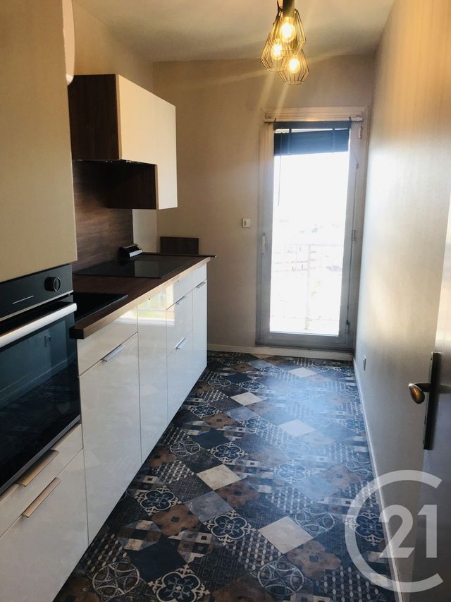 Appartement T3 à louer - 3 pièces - 66,95 m2 - Bordeaux - 33 - AQUITAINE