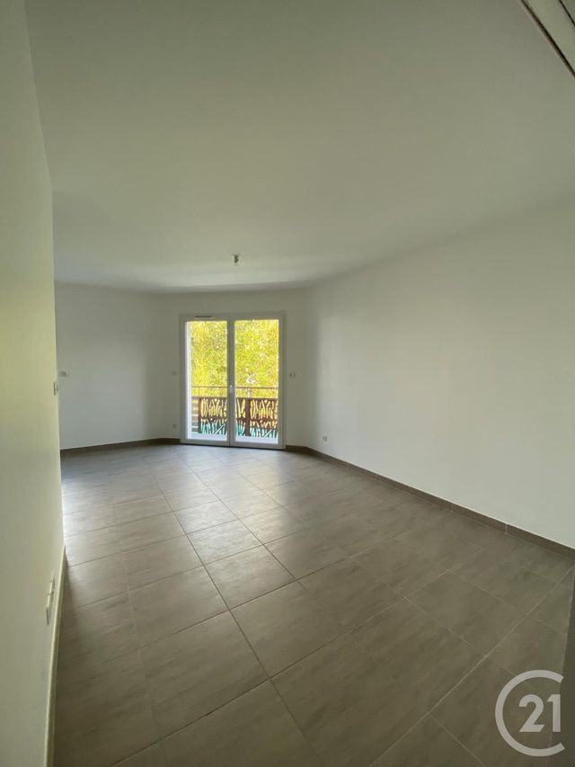 Afficher la photo en grand Appartement T4 à louer - 4 pièces - 89,83 m2 - Merignac - 33 - AQUITAINE