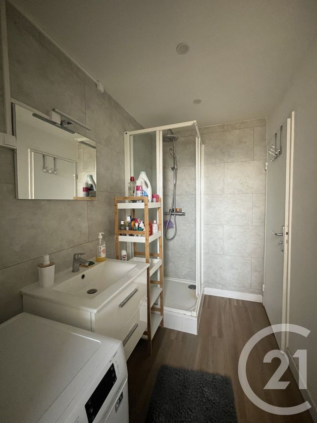 Appartement T5 à louer - 5 pièces - 76,76 m2 - Gradignan - 33 - AQUITAINE