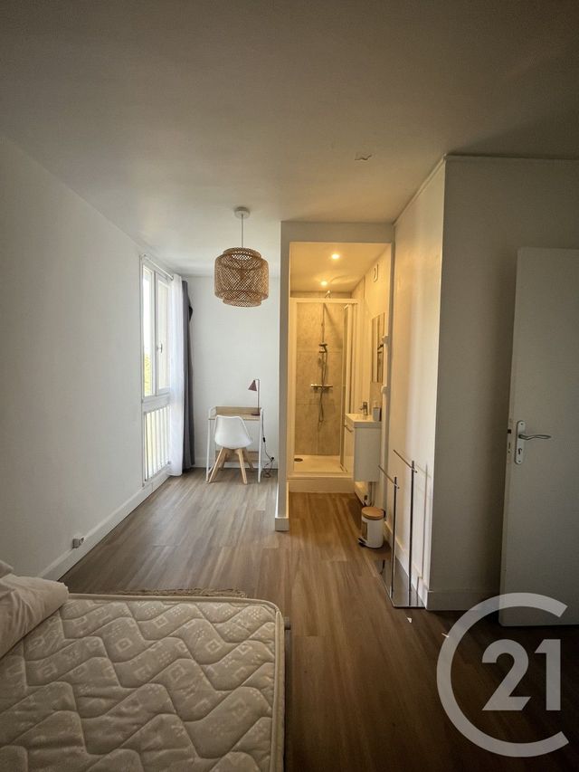 Appartement T5 à louer - 5 pièces - 76,76 m2 - Gradignan - 33 - AQUITAINE