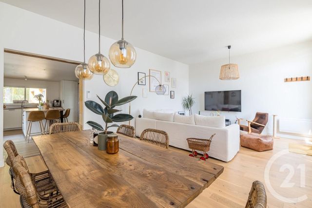 Maison &agrave; louer - 4 pi&egrave;ces - 137,75 m2 - Villenave D Ornon - 33 - AQUITAINE