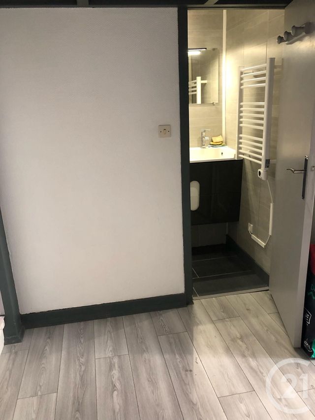 Appartement Studio &agrave; louer - 1 pi&egrave;ce - 22,41 m2 - Bordeaux - 33 - AQUITAINE