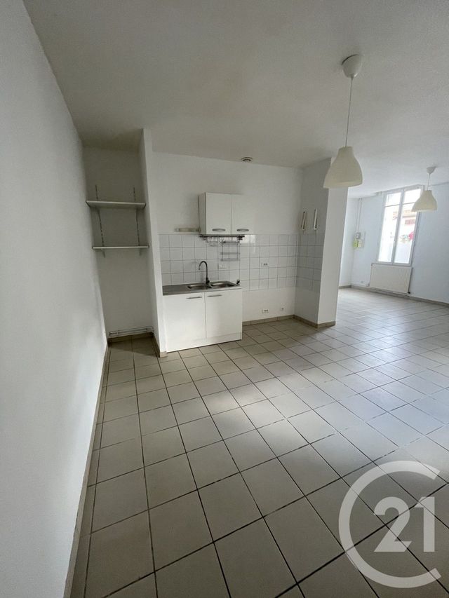 Appartement à louer - 3 pièces - 74,50 m2 - Bordeaux - 33 - AQUITAINE