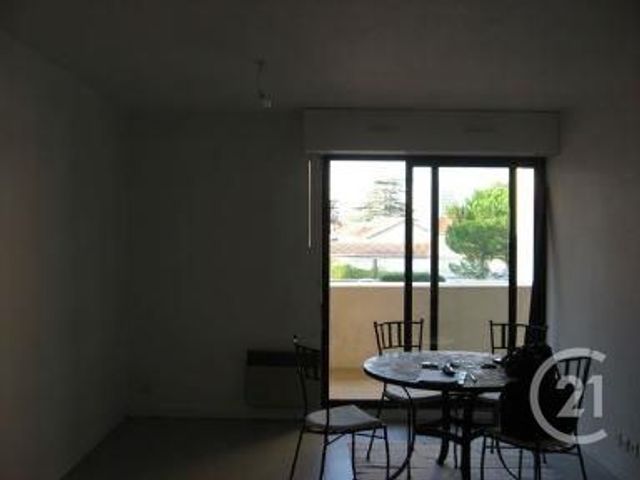 Appartement F3 &agrave; louer - 3 pi&egrave;ces - 65 m2 - Bordeaux - 33 - AQUITAINE