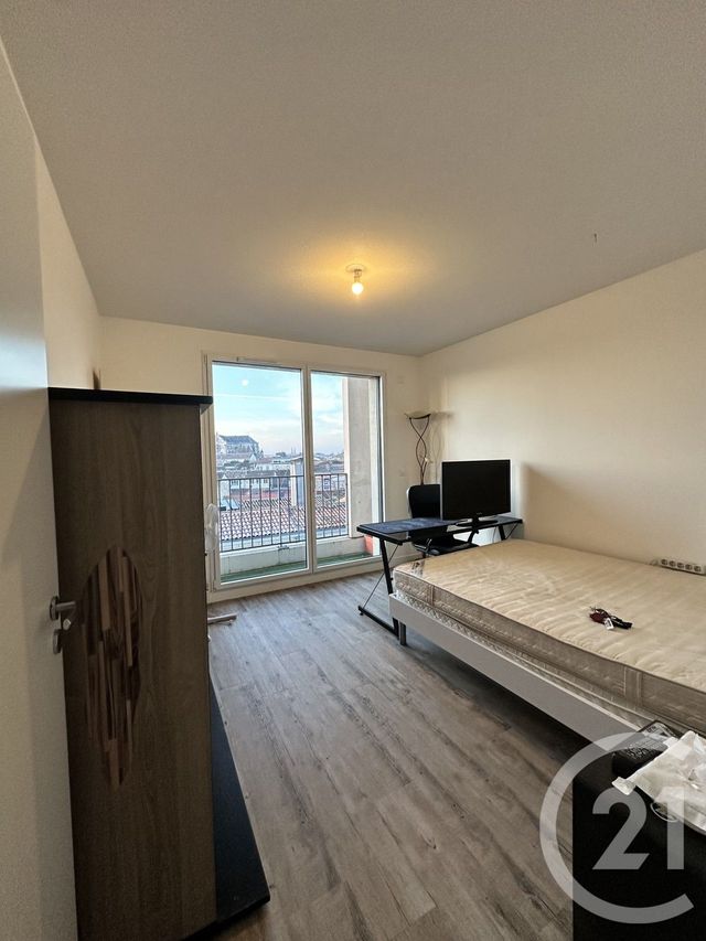 Appartement T3 &agrave; louer - 3 pi&egrave;ces - 64,49 m2 - Bordeaux - 33 - AQUITAINE