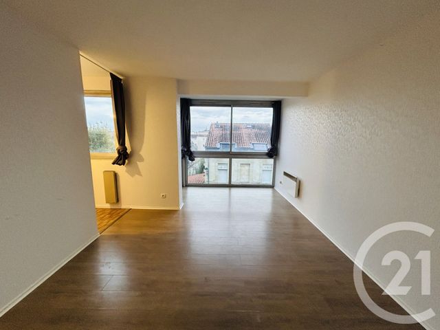 Appartement T1 &agrave; louer - 1 pi&egrave;ce - 27,84 m2 - Bordeaux - 33 - AQUITAINE