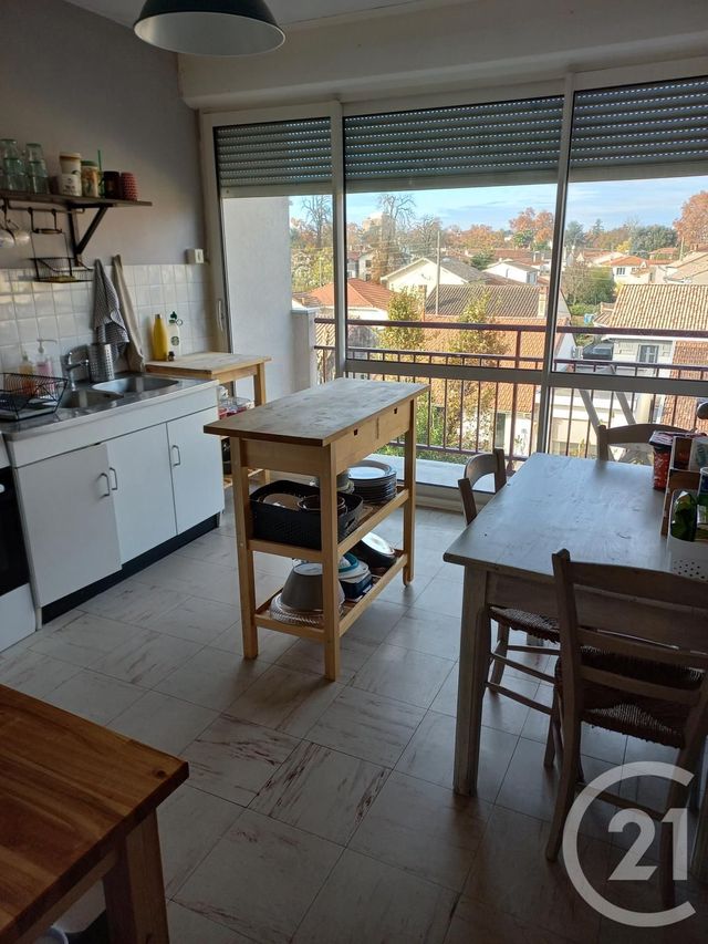 Appartement T1 &agrave; louer - 1 pi&egrave;ce - 42,33 m2 - Talence - 33 - AQUITAINE
