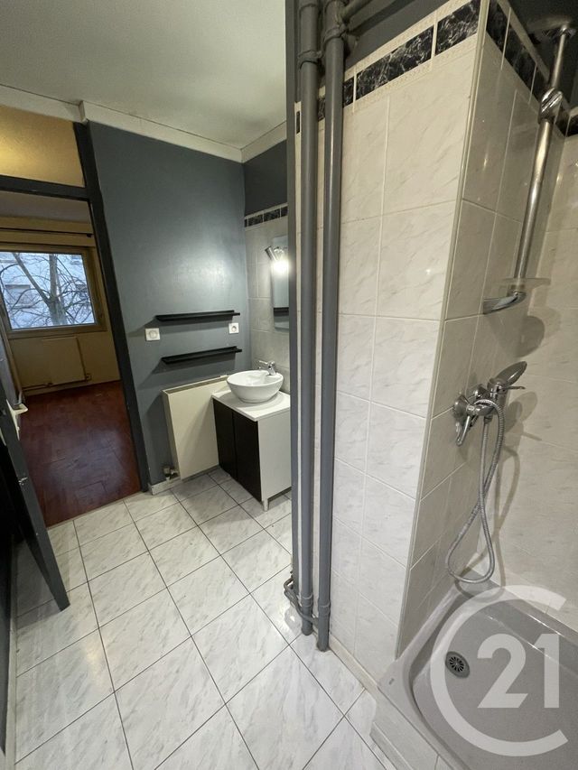 Appartement T2 &agrave; louer - 2 pi&egrave;ces - 39,68 m2 - Bordeaux - 33 - AQUITAINE