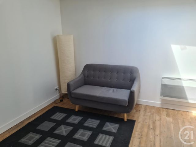 Appartement T2 &agrave; louer - 2 pi&egrave;ces - 19 m2 - Bordeaux - 33 - AQUITAINE