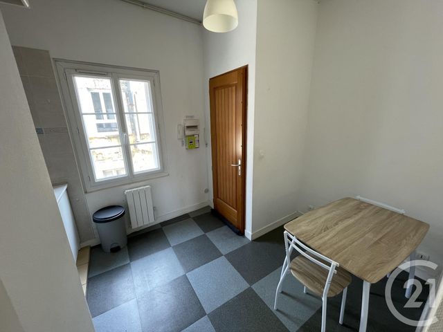 Appartement Studio &agrave; louer - 1 pi&egrave;ce - 18,62 m2 - Bordeaux - 33 - AQUITAINE