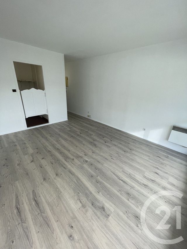 Appartement Studio &agrave; louer - 1 pi&egrave;ce - 24,59 m2 - Bordeaux - 33 - AQUITAINE