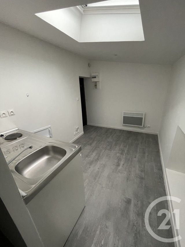 Appartement F1 &agrave; louer - 1 pi&egrave;ce - 11,26 m2 - Bordeaux - 33 - AQUITAINE