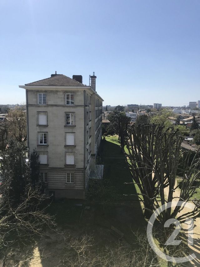 Appartement T2 &agrave; louer - 2 pi&egrave;ces - 50,42 m2 - Bordeaux - 33 - AQUITAINE