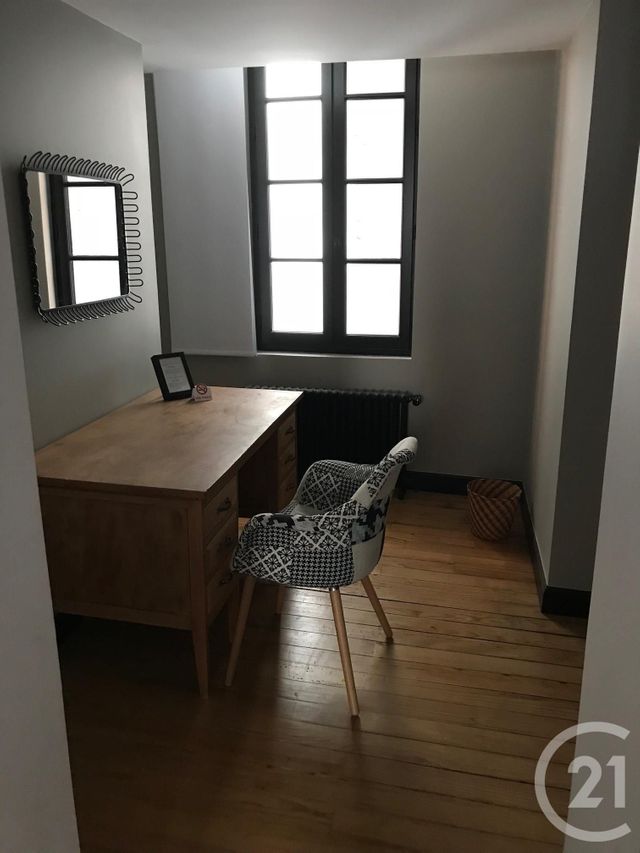 Appartement Chambre &agrave; louer - 1 pi&egrave;ce - 29 m2 - Bordeaux - 33 - AQUITAINE