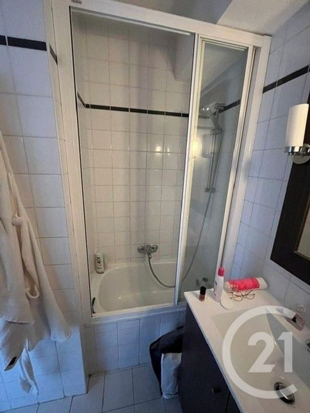Appartement T1 &agrave; louer - 1 pi&egrave;ce - 17,79 m2 - Bordeaux - 33 - AQUITAINE