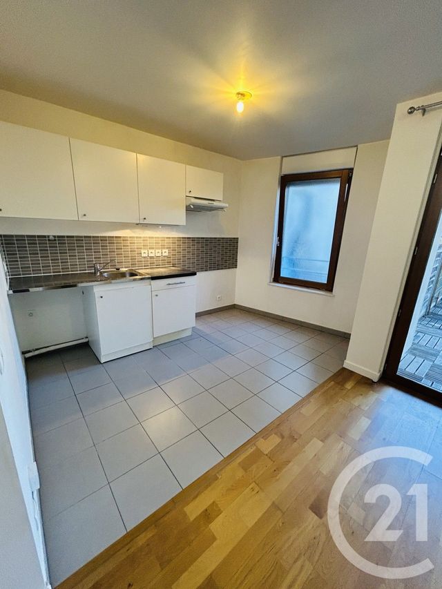 Appartement F2 &agrave; louer - 2 pi&egrave;ces - 43,35 m2 - Bordeaux - 33 - AQUITAINE