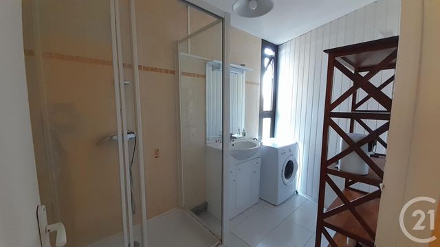 Appartement F4 &agrave; louer - 3 pi&egrave;ces - 79,14 m2 - Pessac - 33 - AQUITAINE