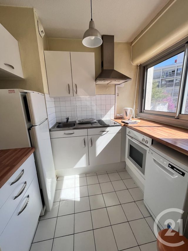 Appartement &agrave; louer - 2 pi&egrave;ces - 50,48 m2 - Bordeaux - 33 - AQUITAINE